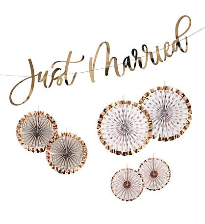 Lillian Rose "just Married" Bunting With 6 Circle Fans Wedding Decoration